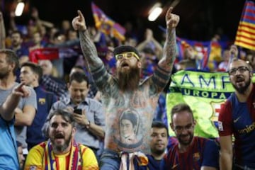 Aficionado del Barcelona durante el partido de la Copa del Rey 2016 ante el Sevilla.