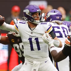 Los Vikings prolongan la maldición de los quarterbacks de los Browns