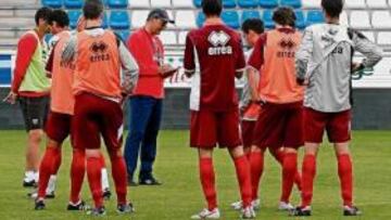 <b>LO TIENE CLARO. </b>Kresic no parece que vaya a hacer cambios en el once mañana en Los Pajaritos.