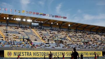 16/05/21  PARTIDO PRIMERA DIVISION 
 VILLARREAL - SEVILLA
 VUELTA PUBLICO SEGUIDORES ESTADIO LA CERAMICA PANDEMIA CORONAVIRUS 