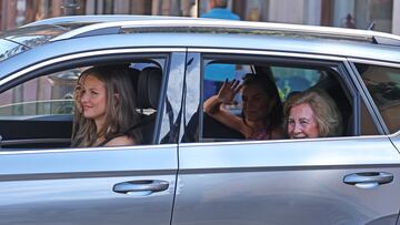 La Princesa Leonor conduce su propio coche y la acompañan su hermana la infanta Sofía, su madre la Reina Letizia y su abuela la Reina Sofía, a 6 de agosto de 2024, en Palma de Mallorca (Islas Baleares, España)
FAMILIA REAL;GENTE;CASA REAL
Raúl Terrel / Europa Press
06/08/2024