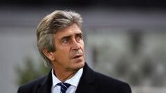 Pellegrini planea cambios tácticos por lesiones en ataque