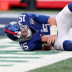 Will Tommy DeVito start at QB for the Giants against the Cowboys on Thanksgiving Day in week 13? Latest injury update