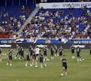 El Madrid entrenó en el Red Bull Arena con la ausencia de Theo