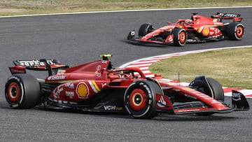 Sainz y Leclerc, con los Ferrari en Japón.