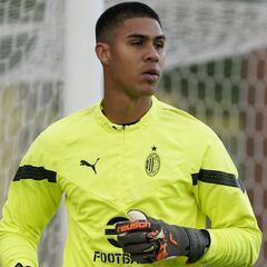 Milan cede a Devis Vásquez al Ascoli de la Serie B