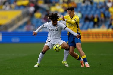 Aprobados y suspensos del Ceuta: la voracidad de Jesé y Miyashiro hace añicos al Superferry 