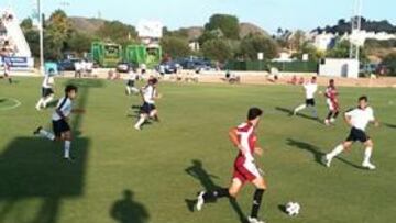 <b>LE COSTÓ. </b>El Cartagena sólo fue capaz de doblegar al Caravaca ya en el tramo final.