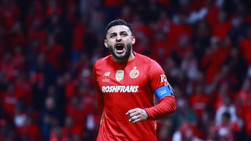 Soccer Football - Liga MX - Final - Second Leg - Toluca v Tigres UANL - Estadio Nemesio Diez, Toluca, Mexico - December 14, 2025 Toluca's Alexis Vega celebrates after scoring a penalty during the shoot-out REUTERS/Eloisa Sanchez