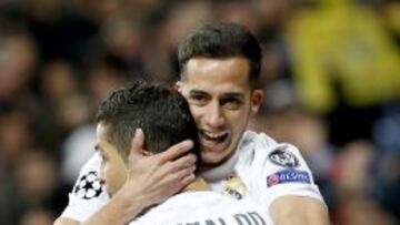 Lucas Vázquez celebra el gol de Cristiano.