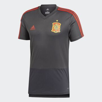 Nueva vestimenta de la selección española para Rusia 2018