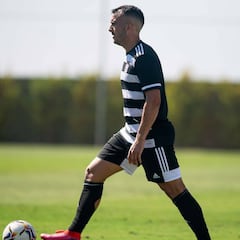 Elady hace “borrón y cuenta nueva”