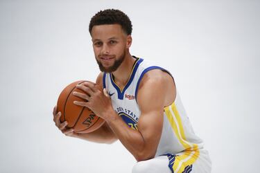 Curry es el mejor triplista de siempre en la NBA. El base está a escasas dos temporadas de liderar el ránking histórico en esa categoría tras un comienzo de carrera dubitativo por culpa de las lesiones. Steve Kerr y su revolución cambiaron la dinámica de Golden State y del propio Curry. Arranca esta temporada con dudas, tanto personales tras jugar solo cinco partidos el curso pasado como generales por la lesión de Klay Thompson que pone en paréntesis la recuperación de los Warriors. Veremos.