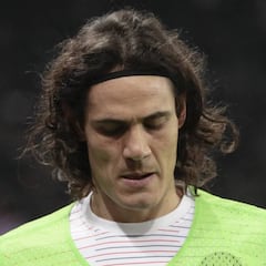 Cavani no entra en la convocatoria para jugar en Lorient