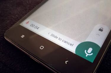 Cómo oír una nota de voz sin abrir WhatsApp ni desbloquear el móvil