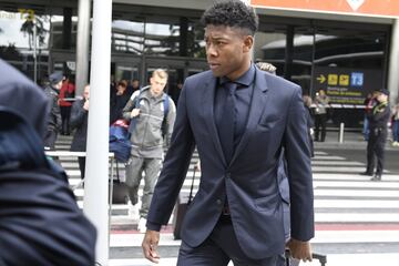 Alaba a su llegada a Barajas.