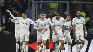 Marseille (France), 07/03/2024.- Olympique Marseille players celebrate after scoring the 2-0 goal during the UEFA Europa League Round of 16 first leg soccer match between Olympique Marseille and Villarreal in Marseille, France, 07 March 2024. (Francia, Marsella) EFE/EPA/GUILLAUME HORCAJUELO
