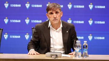 "Asumo mi parte de responsabilidad en el descenso y pido perd¨®n"