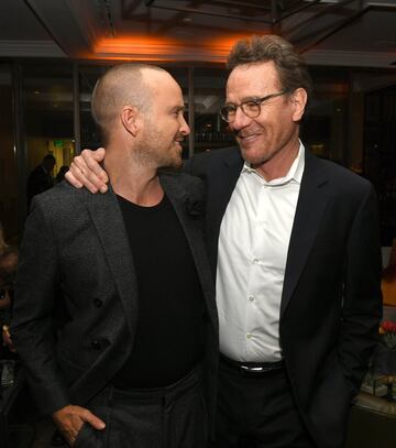 Los protagonistas de 'Breaking Bad' aprovecharon la premier para mostrar la gran amistad que tienen.