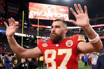 Playing with numbers | Travis Kelce #87 of the Kansas City Chiefs