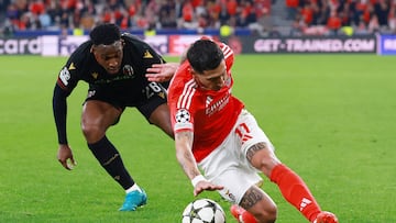 Jhon Lucumí ante Di María en Champions