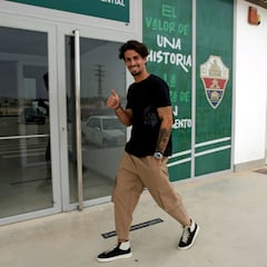 Misterio en el Betis: el primer inscrito no jugará en Heliópolis