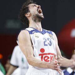 El Real Madrid pierde en casa y se la jugará en Estambul