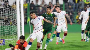 Defensa y Justicia empata sin goles con San Lorenzo en Varela