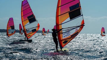 Blanca Manch&oacute;n, durante una regata de los Mundiales de RS:X.