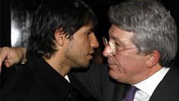 Cerezo: "No hay noticias de Kun o sus representantes"