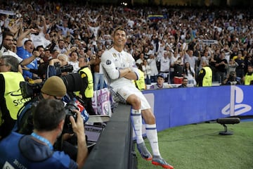2 de mayo de 2017. Partido de ida de las semifinales de la Champions League entre el Real Madrid y el Atlético de Madrid en el Bernabéu (3-0). Cristiano Ronaldo marcó el 3-0. 