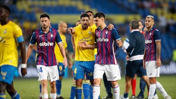 Javi Muñoz, en una partido contra Las Palmas, aún con la camiseta del Eibar.