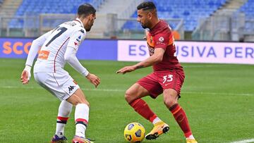 Bruno Peres, a la derecha, jugando con la Roma.