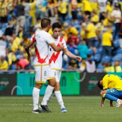 Las Palmas vende muy caras sus derrotas