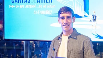 Aihen Muñoz presenta su libro 'Cartas de Aihen'.