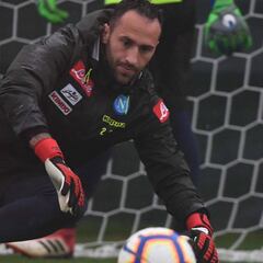 Ospina espera por su debut, ante Milan sería suplente