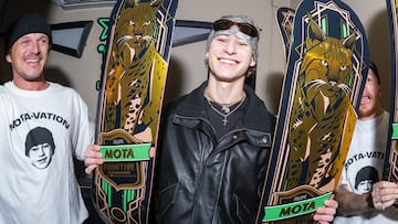 Filipe Mota con su pro model de Primitive Skateboarding