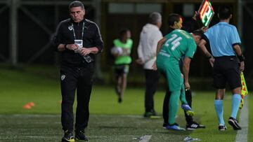 El t&eacute;cnico antioque&ntilde;o Luis Fernando Su&aacute;rez renunci&oacute; a La Equidad y ser&iacute;a anunciado como nuevo DT de Junior, actual campe&oacute;n de la Liga &Aacute;guila. 