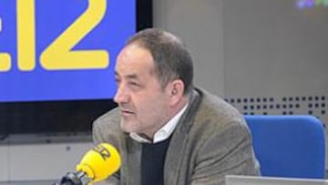 <b>EN DIRECTO. </b>Agapito Iglesias, en una imagen de la entrevista de ayer por la noche.