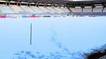 <b>BLANCO. </b>Así estaba ayer el campo del Reino de León.