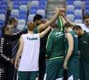 Blusens y Unicaja se juegan el playoff a la ruleta rusa