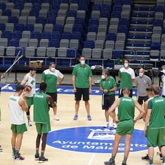 El Unicaja realizó su primer entrenamiento de grupo en el Carpena