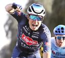 Philipsen debuta para darle al Alpecin el primer triunfo del año