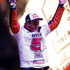 Márquez: "No canté 'Valentino el que no salte', pero sí que salté"