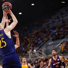 El Barcelona también se plantea cortar a Petteri Koponen