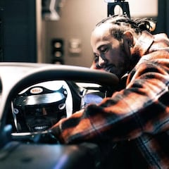 Lewis Hamilton muestra su lado más humano y agradece a Mercedes el gesto con su hermano