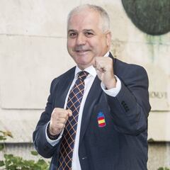 "También hay dos números uno en karate: Sandra y Damián"