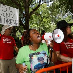 NRA convention in Houston, Texas: Protests and cancellations but no change from the gun lobby