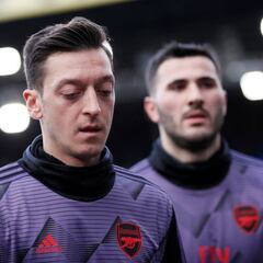 El Fenerbahçe prepara una colecta para fichar a Özil