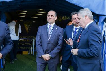 C¨¢diz-M¨¢laga: vidas cruzadas en un derbi andaluz de alto riesgo